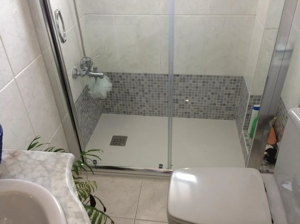 empresa de reforma para cambio de bañera por plato de ducha en arganda del rey