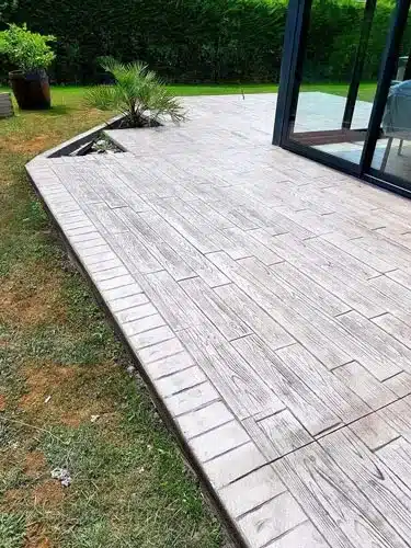 instalar hormigón impreso en chalet